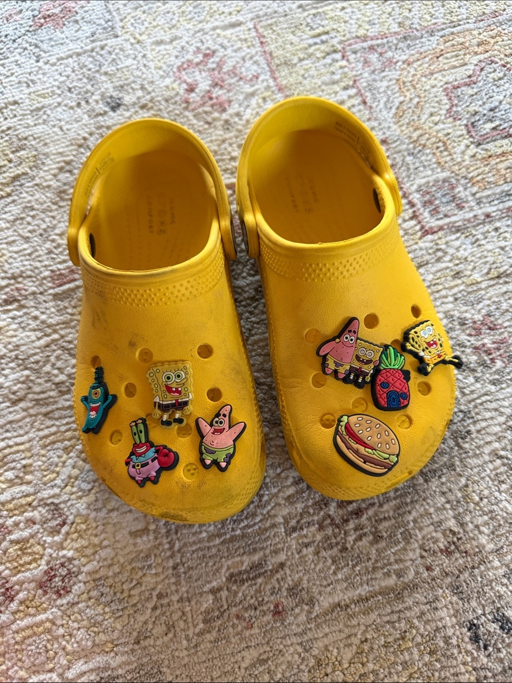 CROCS Kids Yellow Clogs with Spongebob Jibbitz Charms